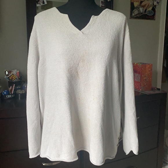J. Jill Sweaters - J.Jill 2X Soft Beige Long Sleeve Biconstituent Fiber V-Neck Shirt